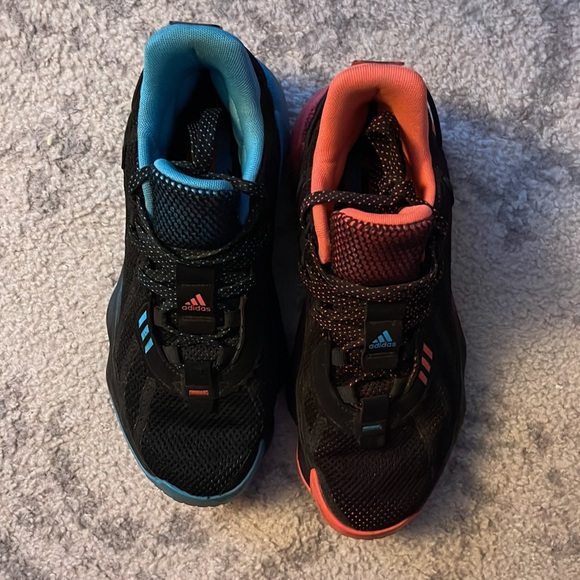 Size 7 - adidas Dame 7 Ima Visionary - Picture 3 of 5